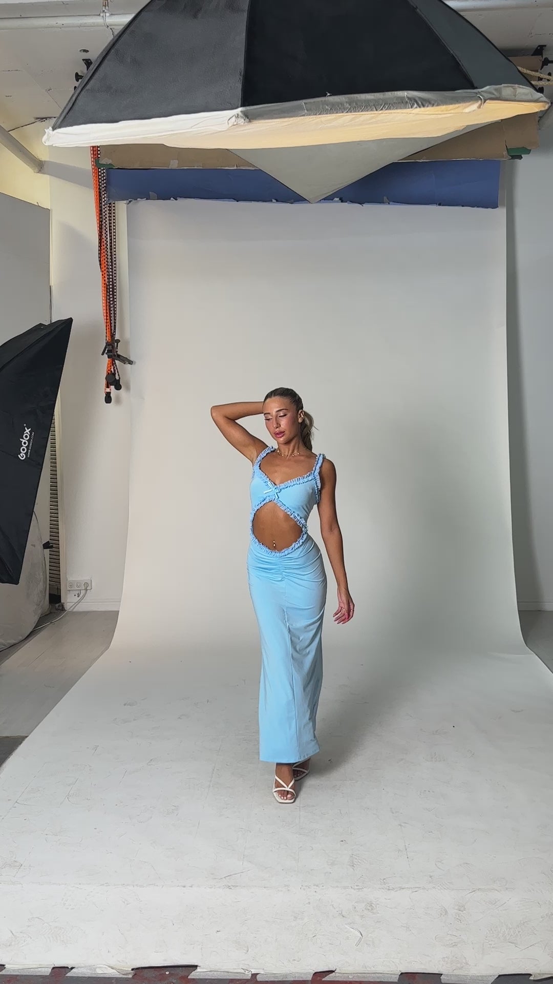 שמלת "איבונה"