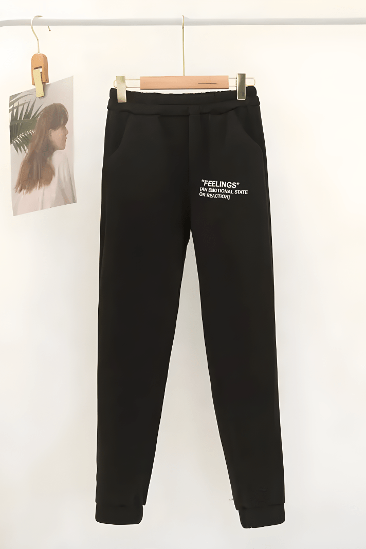 מכנס טרנינג “Feelings”