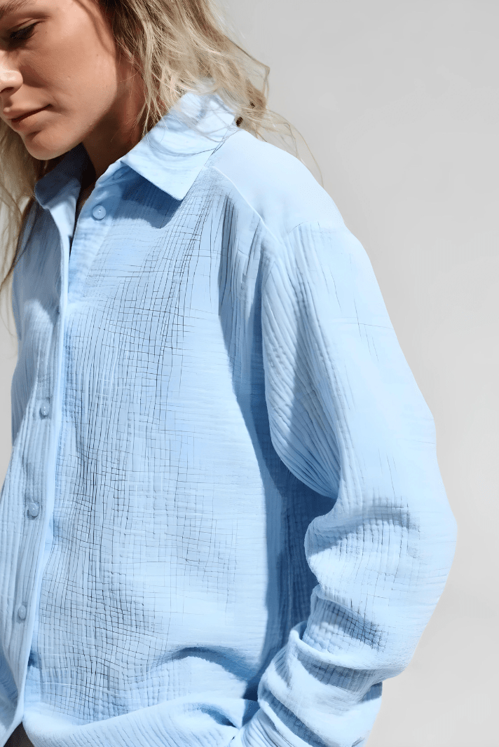 מכופתרת ״מיקאלה״